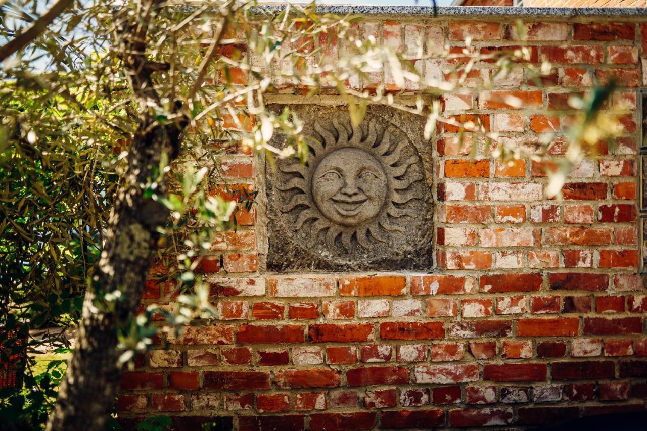 Alte Schmiede Mit Sauna, Pool Und Whirpool Im Aussenbereich Schoenstes Ferienhaus Der Lausitz Elsterheide Exterior foto